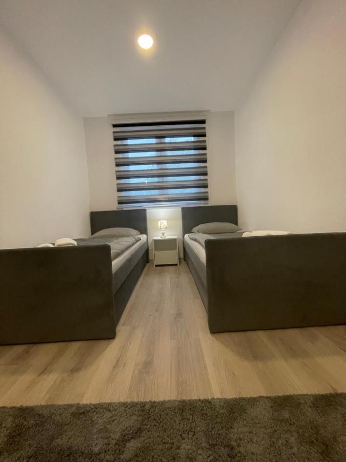 Ammirevole Ravne Apartments 비소코 외부 사진