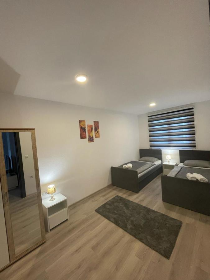 Ammirevole Ravne Apartments 비소코 외부 사진
