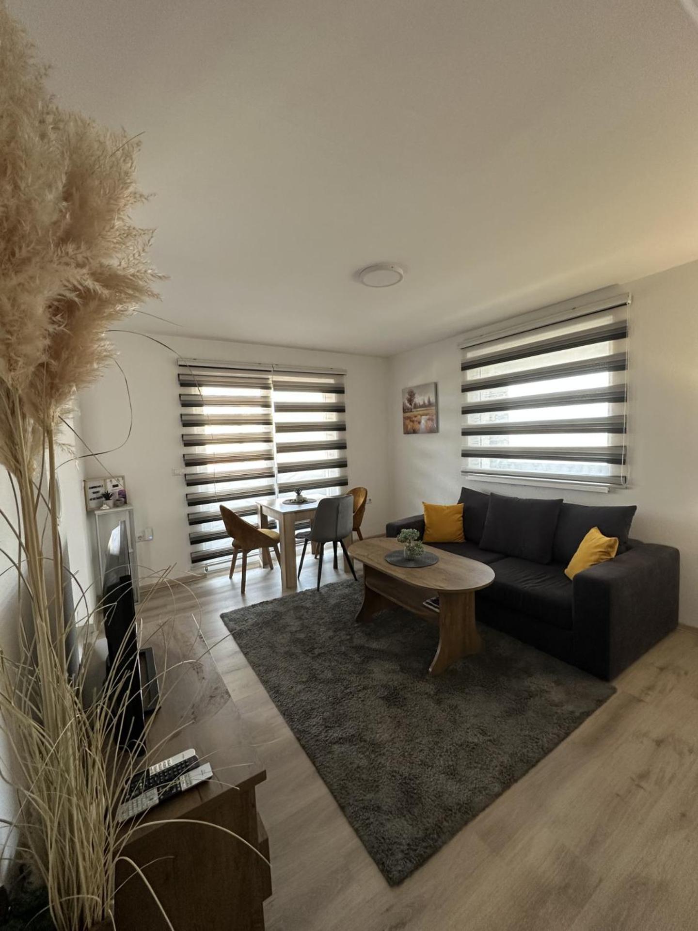 Ammirevole Ravne Apartments 비소코 외부 사진
